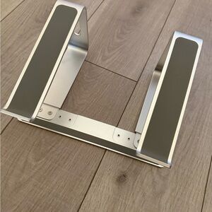 Adjustable Laptop Stand